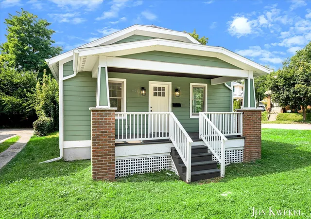 Photo 3 of Single family home for sale at 1959 Plainfield Ave Ne, Grand Rapids City Kent, MI 49505 | MLS# 71026045416 | Listing updated on 2026-09-18