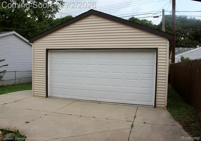 Photo 20 of Single family home for sale at 208 W Fairmount Ave, Pontiac City Oakland, MI 48340 | MLS# 20261068779 | Listing updated on 2026-09-06