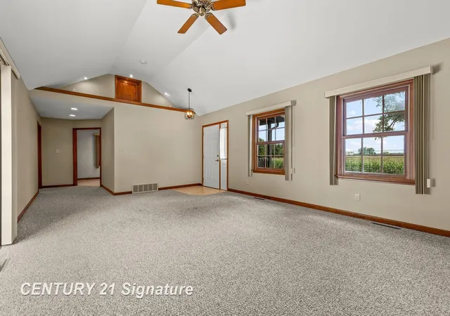 Photo 4 of Single family home for sale at 1545 N Graham Rd, Thomas Township Saginaw, MI 48623 | MLS# 61050219982 | Listing updated on 2026-09-15