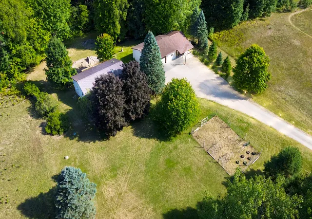 Photo 1 of Single family home for sale at 899 E 8th St, Everett Township Newaygo, MI 49349 | MLS# 72026045426 | Listing updated on 2026-09-05