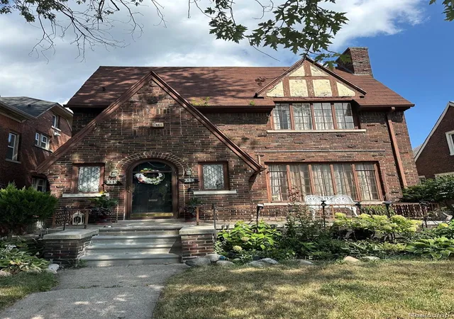 Photo 2 of Multi family home for sale at 386 Piper Blvd, Detroit City Wayne, MI 48215 | MLS# 20261068792 | Listing updated on 2026-08-29