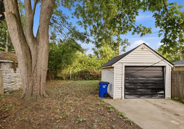 Photo 4 of Single family home for sale at 10353 Beaconsfield St, Detroit City Wayne, MI 48224 | MLS# 81026045434 | Listing updated on 2026-10-27