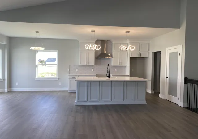 Photo 2 of Single family home for sale at 473 Corinth Cir, Dundee Village Monroe, MI 48131 | MLS# 81026045442 | Listing updated on 2026-09-08