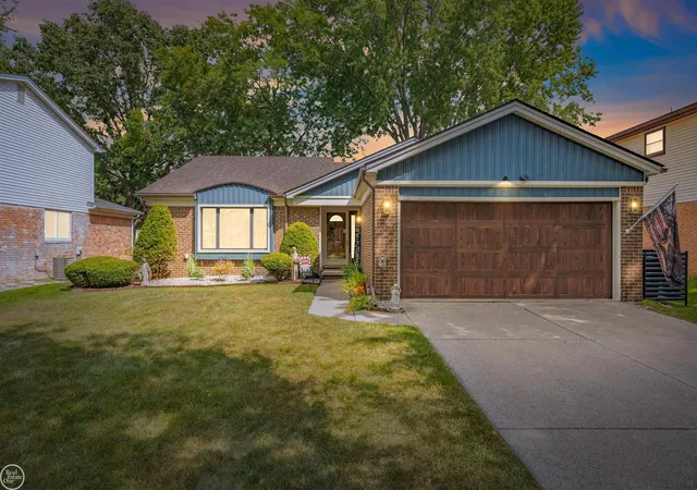Photo 2 of Single family home for sale at 40142 Capitol Dr, Sterling Heights City Macomb, MI 48313 | MLS# 58050219993 | Listing updated on 2026-10-03