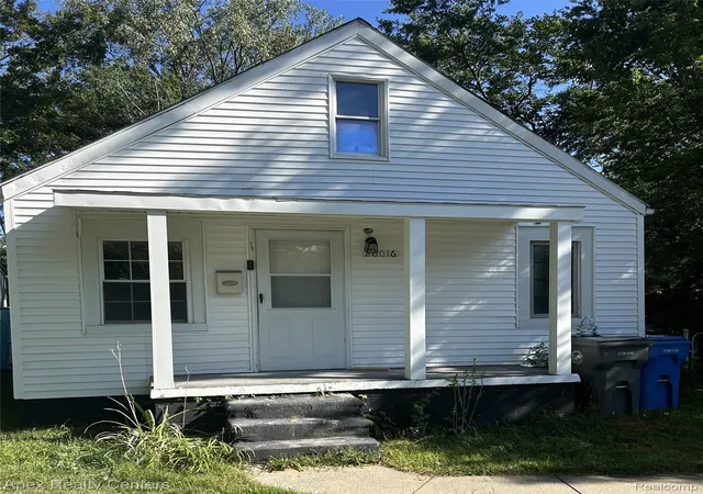 Photo 2 of Single family home for sale at 26016 Stanford St, Inkster City Wayne, MI 48141 | MLS# 20261068810 | Listing updated on 2026-08-30
