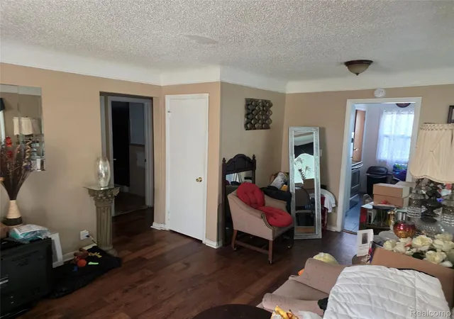 Photo 2 of Single family home for sale at 22521 Pembroke Ave, Detroit, MI 48219 | MLS# 20261068819 | Listing updated on 2026-09-13