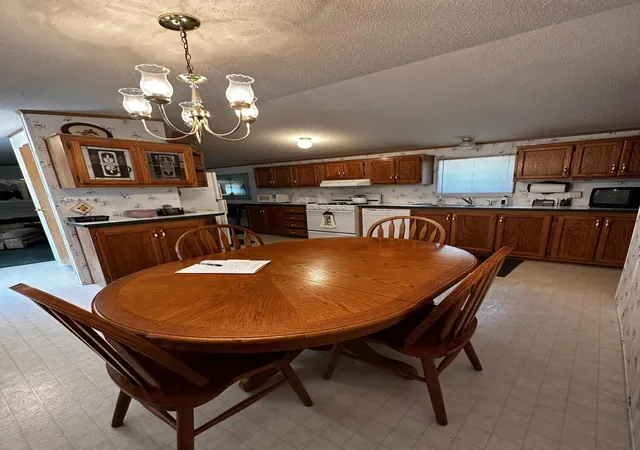Photo 4 of Single family home for sale at 1627 W Delong Dr, Peacock Township Lake, MI 49304 | MLS# 67026045448 | Listing updated on 2026-08-27
