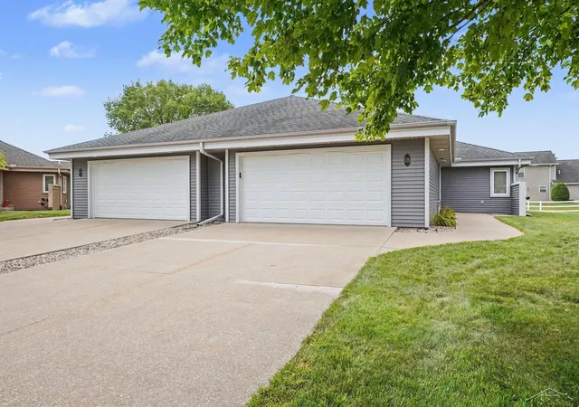 Photo 1 of Condo for sale at 18 Sanctuary Wy, Tittabawassee Township Saginaw, MI 48623 | MLS# 61050219998 | Listing updated on 2026-09-03