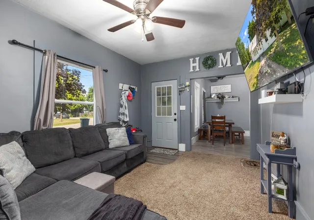 Photo 3 of Single family home for sale at 220 N Lincoln St, Reynolds Township Montcalm, MI 49329 | MLS# 72026045458 | Listing updated on 2026-10-26