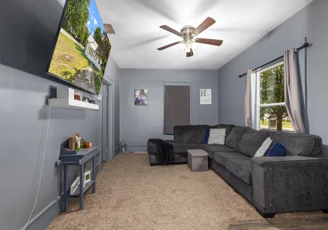 Photo 4 of Single family home for sale at 220 N Lincoln St, Reynolds Township Montcalm, MI 49329 | MLS# 72026045458 | Listing updated on 2026-10-26