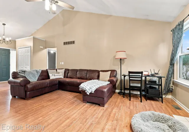 Photo 4 of Single family home for sale at 5208 Foxhill Ln, Monroe Charter Township Monroe, MI 48161 | MLS# 20261068827 | Listing updated on 2026-08-28