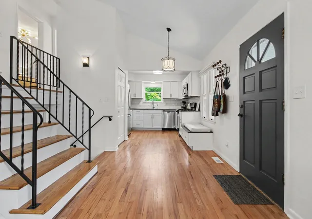 Photo 4 of Single family home for sale at 815 Sunrise Ct, Ann Arbor City Washtenaw, MI 48103 | MLS# 81026045464 | Listing updated on 2026-09-09