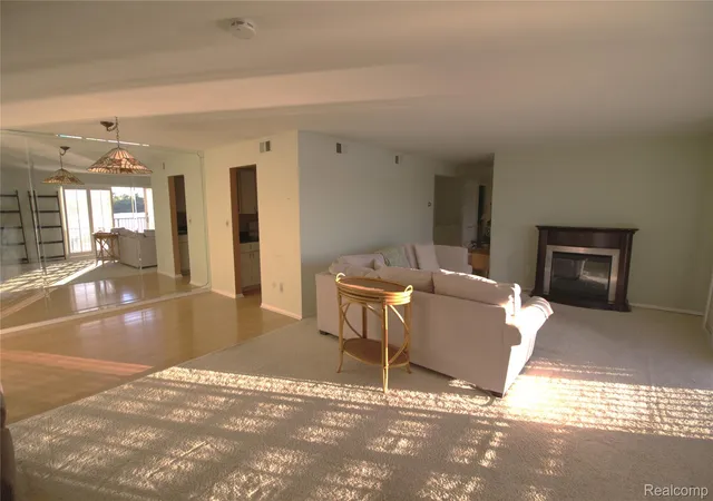 Photo 3 of Condo for sale at 3301 Biddle Ave #2B, Wyandotte City Wayne, MI 48192 | MLS# 20261068842 | Listing updated on 2026-08-31