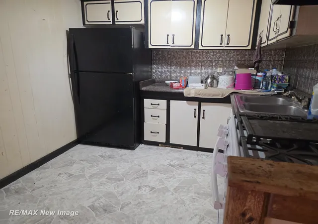 Photo 4 of Single family home for sale at 2502 S 24Th St, Saginaw City Saginaw, MI 48601 | MLS# 61050220010 | Listing updated on 2026-09-16