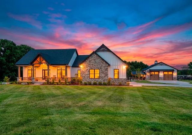 Photo 1 of Mansion for sale at 2519 Hadley Rd, Elba Township Lapeer, MI 48446 | MLS# 68026045480 | Listing updated on 2026-08-27
