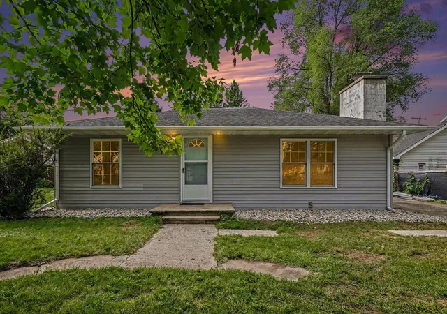 Photo 1 of Single family home for sale at 133 W 2nd St, Gladwin Township Gladwin, MI 48624 | MLS# 81026045488 | Listing updated on 2026-08-27