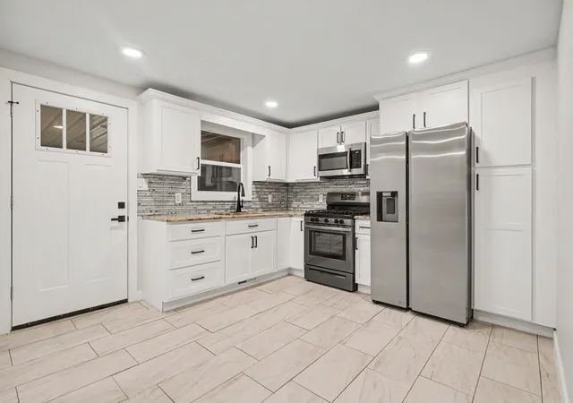 Photo 3 of Single family home for sale at 133 W 2Nd St, Gladwin Township Gladwin, MI 48624 | MLS# 81026045488 | Listing updated on 2026-09-18