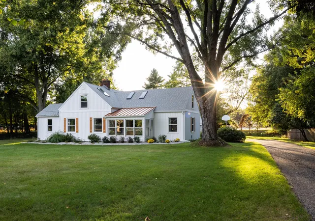 Photo 3 of Single family home for sale at 8730 S Westnedge Ave, Portage City Kalamazoo, MI 49002 | MLS# 66026045487 | Listing updated on 2026-09-04