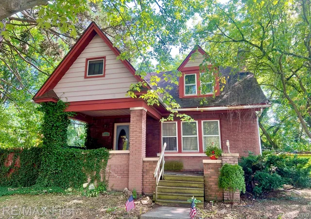 Photo 1 of Sale Pending at 1441 Catalpa Dr, Berkley City Oakland, MI 48072 | MLS# 20261068863 | Listing updated on 2026-09-02