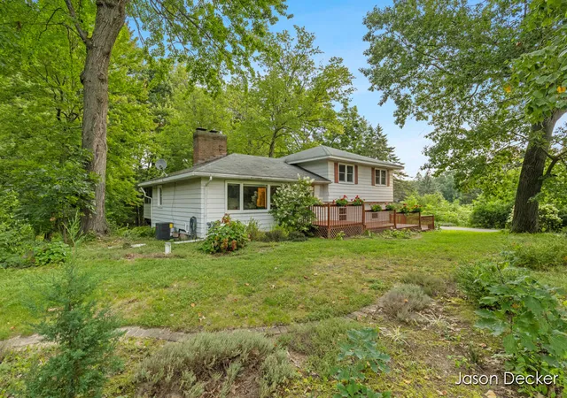 Photo 3 of Single family home for sale at 6181 10 Mile Rd Ne, Courtland Township Kent, MI 49341 | MLS# 65026045497 | Listing updated on 2026-09-09