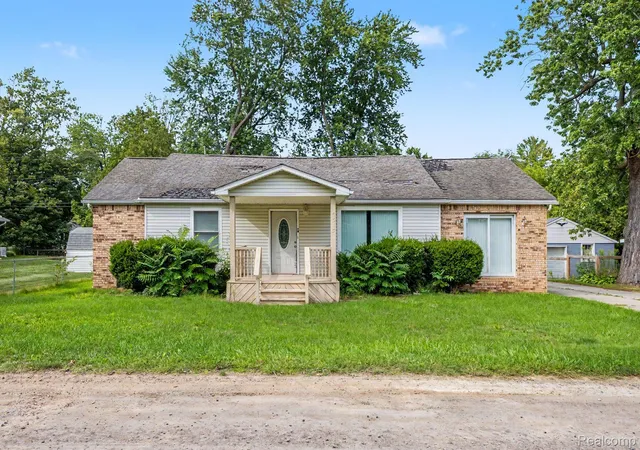 Photo 1 of Single family home for sale at 7313 Oak Rd, Worth Township Sanilac, MI 48450 | MLS# 20261068870 | Listing updated on 2026-09-01