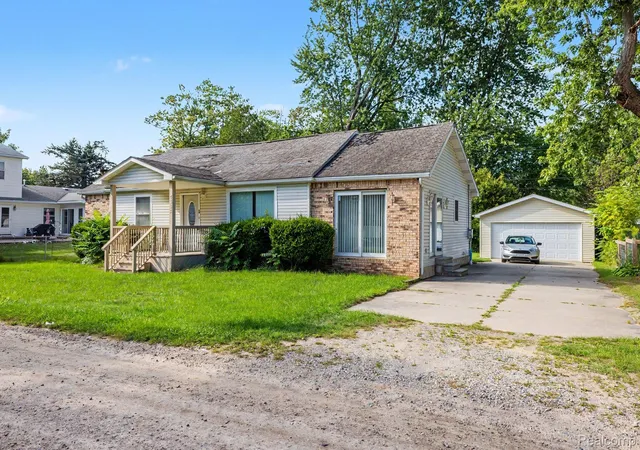 Photo 3 of Single family home for sale at 7313 Oak Rd, Worth Township Sanilac, MI 48450 | MLS# 20261068870 | Listing updated on 2026-09-01