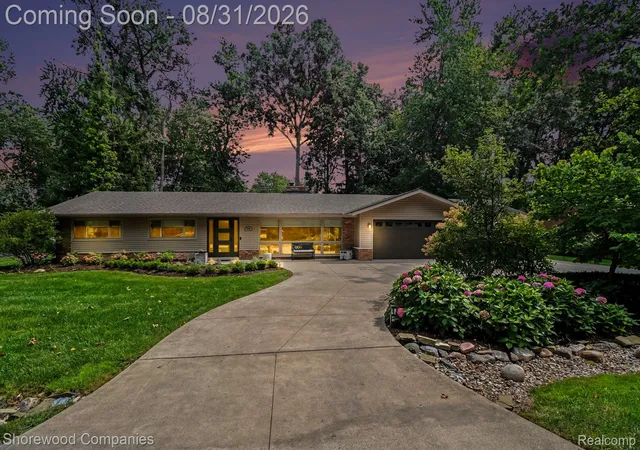 Photo 1 of Single family home for sale at 3144 Upton Dr, Troy City Oakland, MI 48084 | MLS# 20261068874 | Listing updated on 2026-09-03