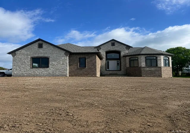 Photo 1 of Single family home for sale at 6831 John R Rd, Troy City Oakland, MI 48085 | MLS# 20261068876 | Listing updated on 2026-08-28