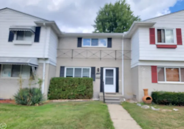 Photo 1 of Condo for sale at 129 Parnacott Dr, Mt Clemens City Macomb, MI 48043 | MLS# 58050220024 | Listing updated on 2026-09-01
