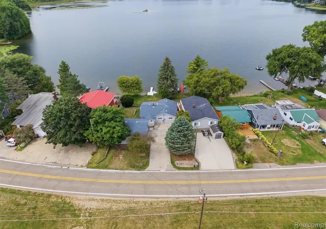 Photo 1 of Single family home for sale at 2205 Gray Rd, Oregon Township Lapeer, MI 48446 | MLS# 20261068879 | Listing updated on 2026-08-30