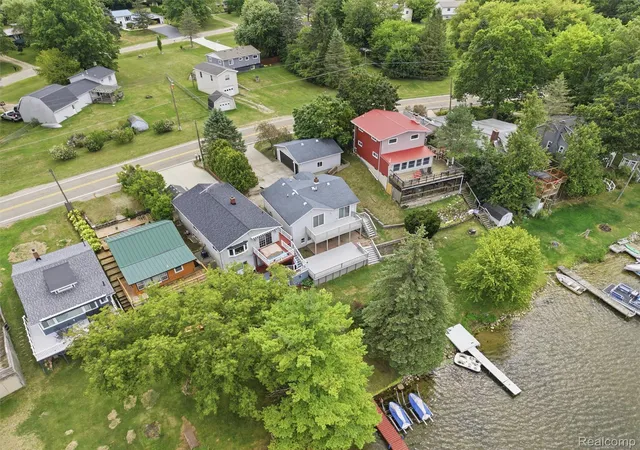 Photo 4 of Single family home for sale at 2205 Gray Rd, Oregon Township Lapeer, MI 48446 | MLS# 20261068879 | Listing updated on 2026-08-30