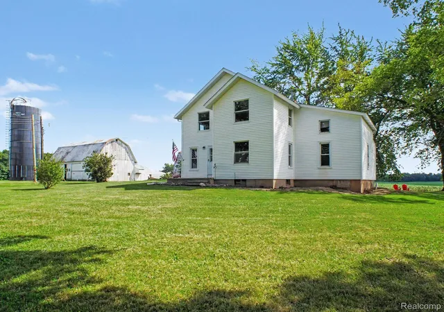 Photo 1 of Sale Pending at 12073 Lahring Rd, Argentine Township Genesee, MI 48418 | MLS# 20261068888 | Listing updated on 2026-09-10