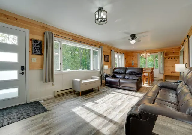 Photo 3 of Single family home for sale at 48873 Rush Lake Rd, Hartford Township Van Buren, MI 49057 | MLS# 69026045538 | Listing updated on 2026-08-27