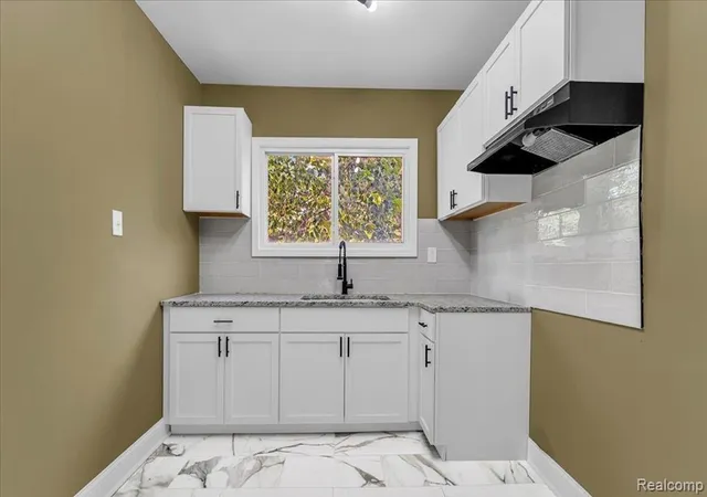 Photo 4 of Multi family home for sale at 15512 Mendota, Detroit City Wayne, MI 48238 | MLS# 20261068904 | Listing updated on 2026-08-28