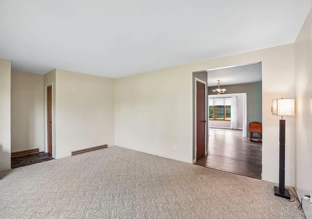 Photo 5 of Single family home for sale at 3981 S State Rd, Shiawassee Township Shiawassee, MI 48867 | MLS# 20261068908 | Listing updated on 2026-09-01