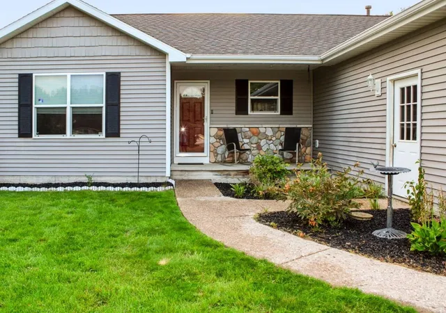 Photo 1 of Single family home for sale at 1363 Pollard Ln, East Bay Township Grand Traverse, MI 49696 | MLS# 78080072916 | Listing updated on 2026-09-15