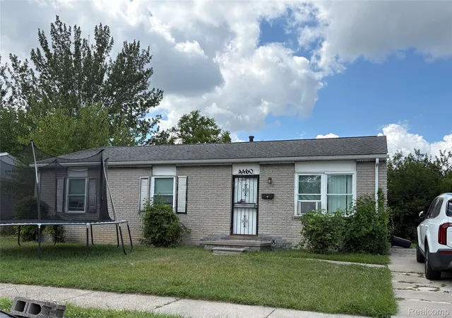 Photo 1 of Single family home for sale at 4460 Isabelle St, Inkster City Wayne, MI 48141 | MLS# 20261068915 | Listing updated on 2026-08-29