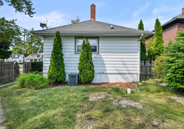 Photo 23 of Single family home for sale at 1234 Court St, St Clair City St Clair, MI 48060 | MLS# 58050220035 | Listing updated on 2026-09-01