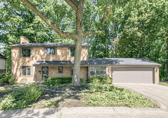 Photo 1 of Single family home for sale at 703 Comings Ave, St Joseph City Berrien, MI 49085 | MLS# 69026045554 | Listing updated on 2026-08-27
