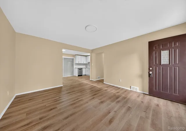 Photo 3 of Single family home for sale at 1608 Gloria St, Westland City Wayne, MI 48186 | MLS# 20261068927 | Listing updated on 2026-08-28