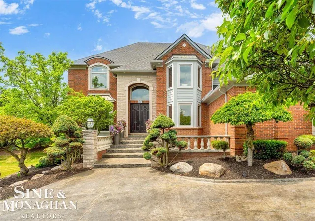 Photo 1 of Single family home for sale at 1289 Creek Pointe Dr, Rochester City Oakland, MI 48307 | MLS# 58050220039 | Listing updated on 2026-08-27