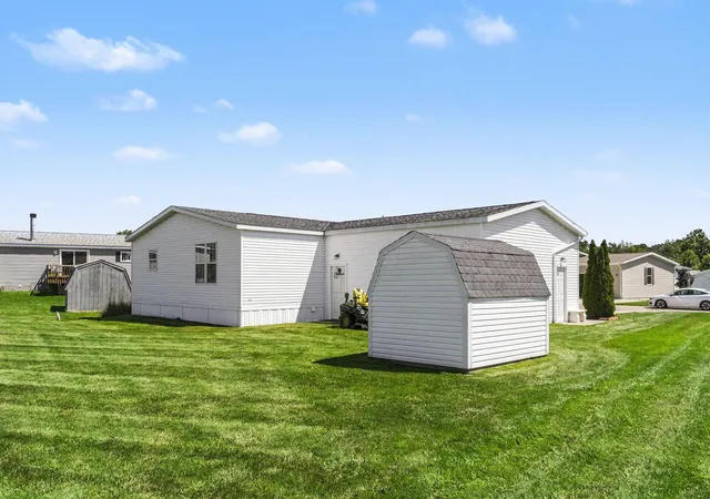 Photo 17 of Single family home for sale at 4144 Doxee Dr, Allendale Charter Township Ottawa, MI 49401 | MLS# 65026045556 | Listing updated on 2026-09-01