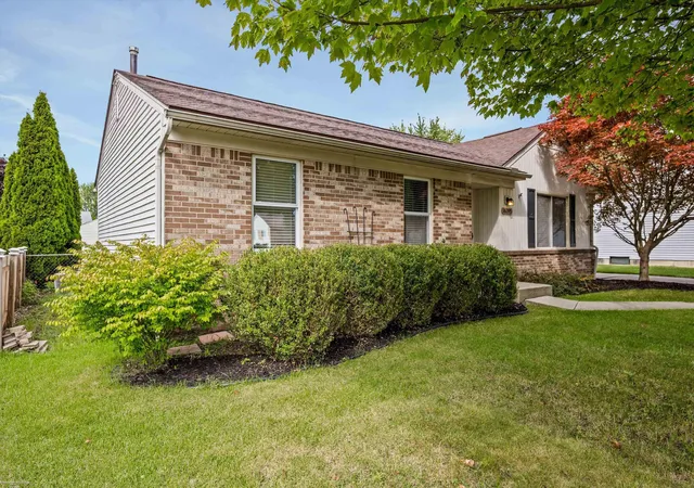 Photo 1 of Sale Pending at 16395 Sudbury Ct, Macomb Township Macomb, MI 48044 | MLS# 58050220052 | Listing updated on 2026-08-31