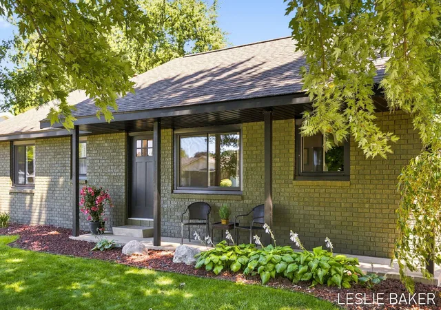 Photo 3 of Single family home for sale at 2666 Gay Paree Dr, Holland Charter Township Ottawa, MI 49464 | MLS# 71026045581 | Listing updated on 2026-09-18