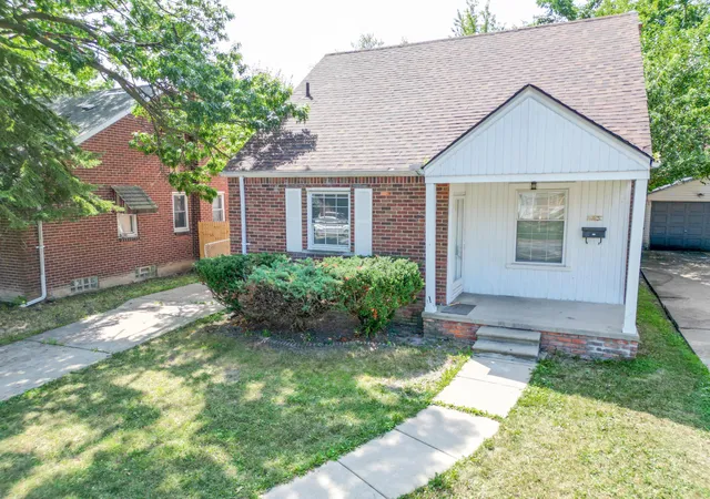 Photo 2 of Single family home for sale at 6165 Farmbrook St, Detroit City Wayne, MI 48224 | MLS# 81026045598 | Listing updated on 2026-09-15