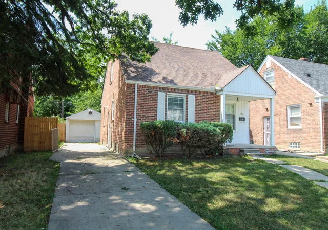 Photo 3 of Single family home for sale at 6165 Farmbrook St, Detroit City Wayne, MI 48224 | MLS# 81026045598 | Listing updated on 2026-09-15
