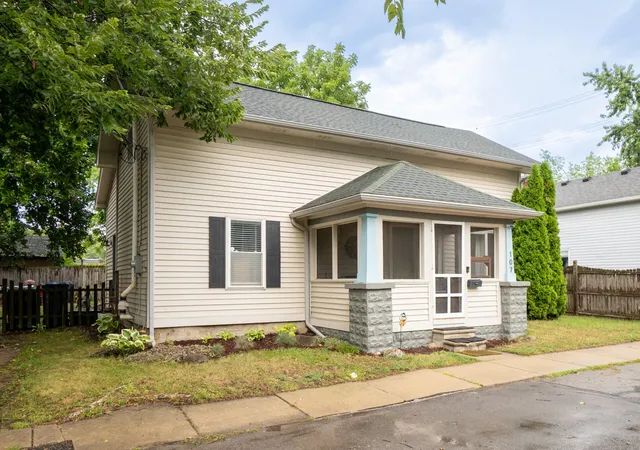 Photo 1 of Single family home for sale at 107 Babbitt St, Ypsilanti City Washtenaw, MI 48198 | MLS# 81026045599 | Listing updated on 2026-09-01
