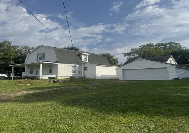 Photo 3 of Single family home for sale at 121 E Isabelle St, Belding City Ionia, MI 48809 | MLS# 65026045608 | Listing updated on 2026-09-03