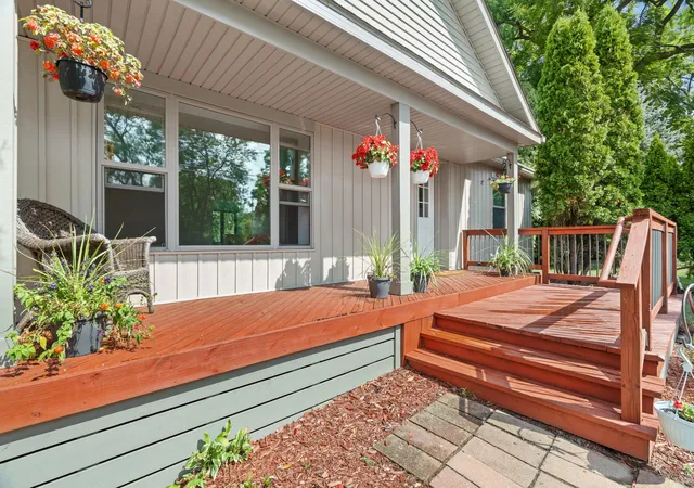 Photo 3 of Single family home for sale at 9996 Highland Rd, White Lake Charter Township Oakland, MI 48386 | MLS# 81026045624 | Listing updated on 2026-09-09