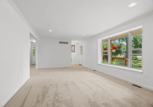 Photo 4 of Single family home for sale at 9996 Highland Rd, White Lake Charter Township Oakland, MI 48386 | MLS# 81026045624 | Listing updated on 2026-09-09